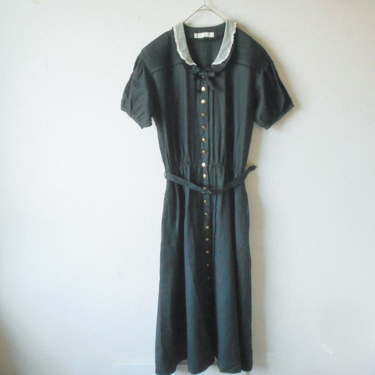 おぴぬのワンピースお気に入りすぎて 最近ブルーの服が多め🩵 由布菜月