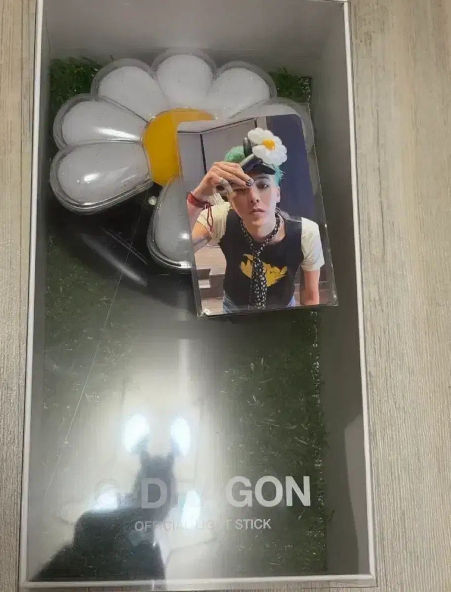 G-DRAGON（ジードラゴン） official light stick + トレカ