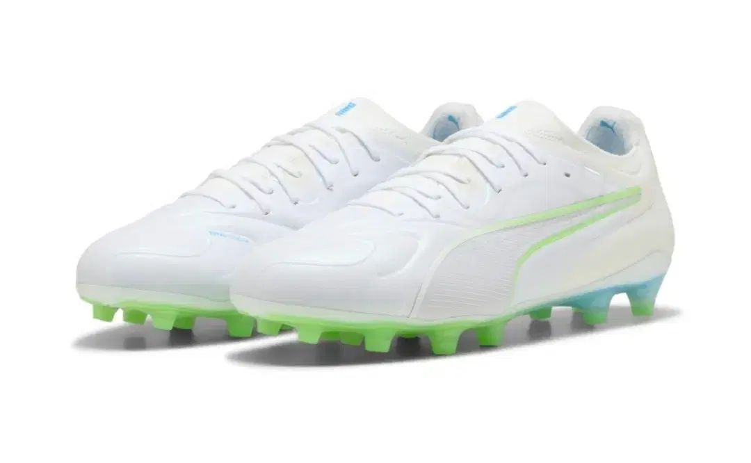 新品 プーマ PUMA 20 アルティメット ULTIMATE FG/AG White Outパック