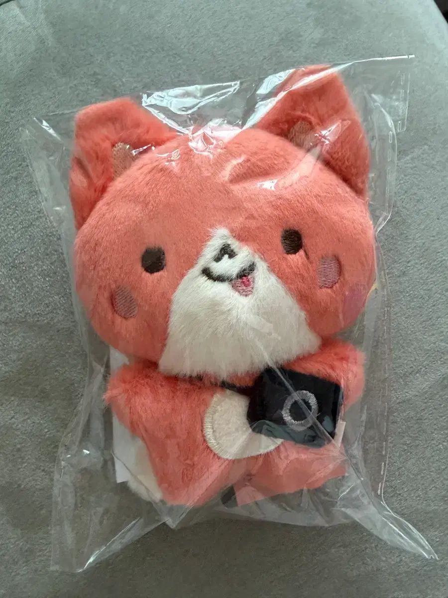 ATEEZ（エイティーズ・アチズ）PLUSH（プラッシュ）ぬいぐるみ キーホルダー ウヨン