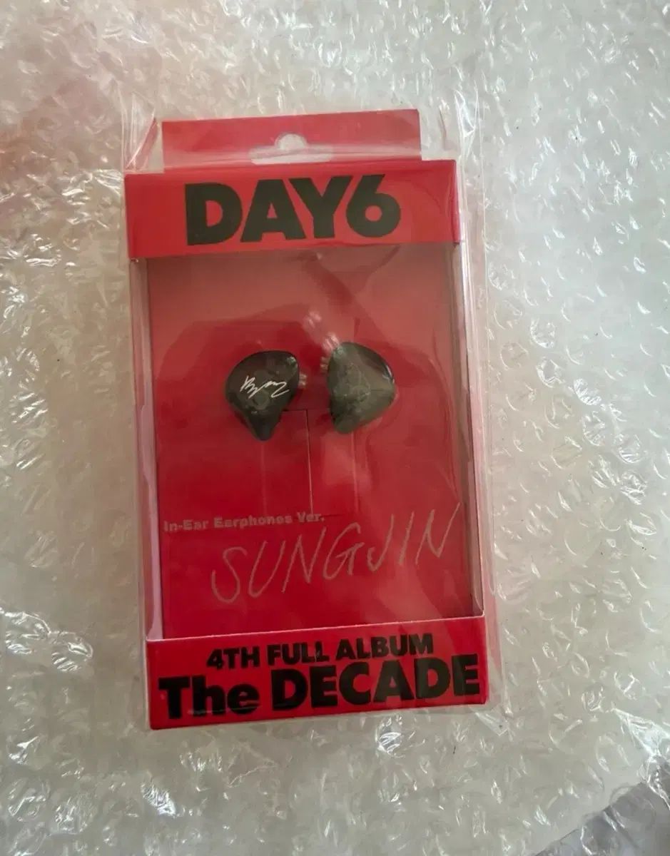 (新品/未開封) DAY6 ソンジン IN EAR イヤホン 4th The Decade 7,624円