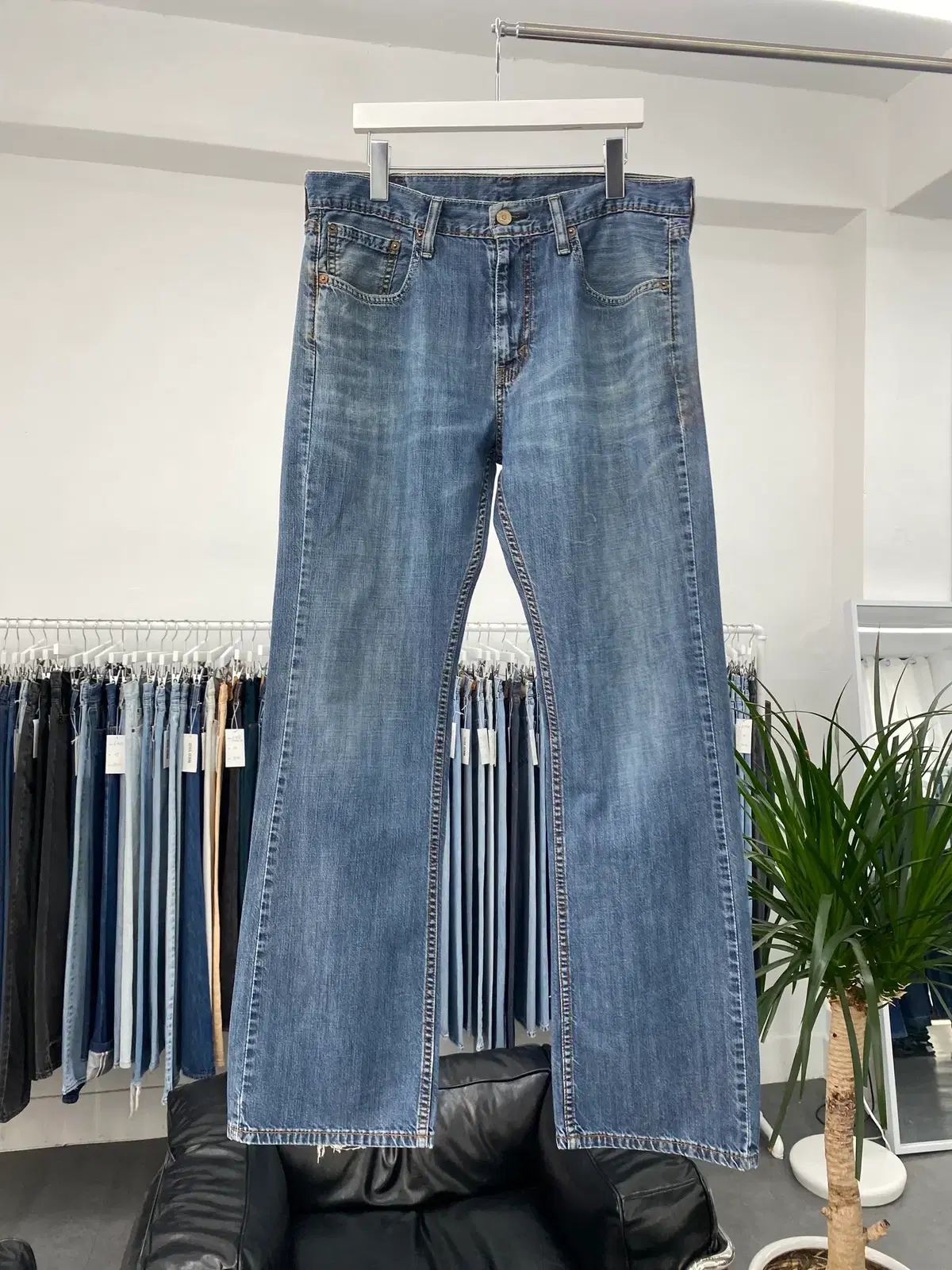 Levis527 ブーツカット 00年代 33サイズ a5953 17,582円