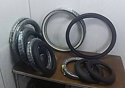 L49642　Shinko　自転車用タイヤ　6組+5本まとめ 6,660円