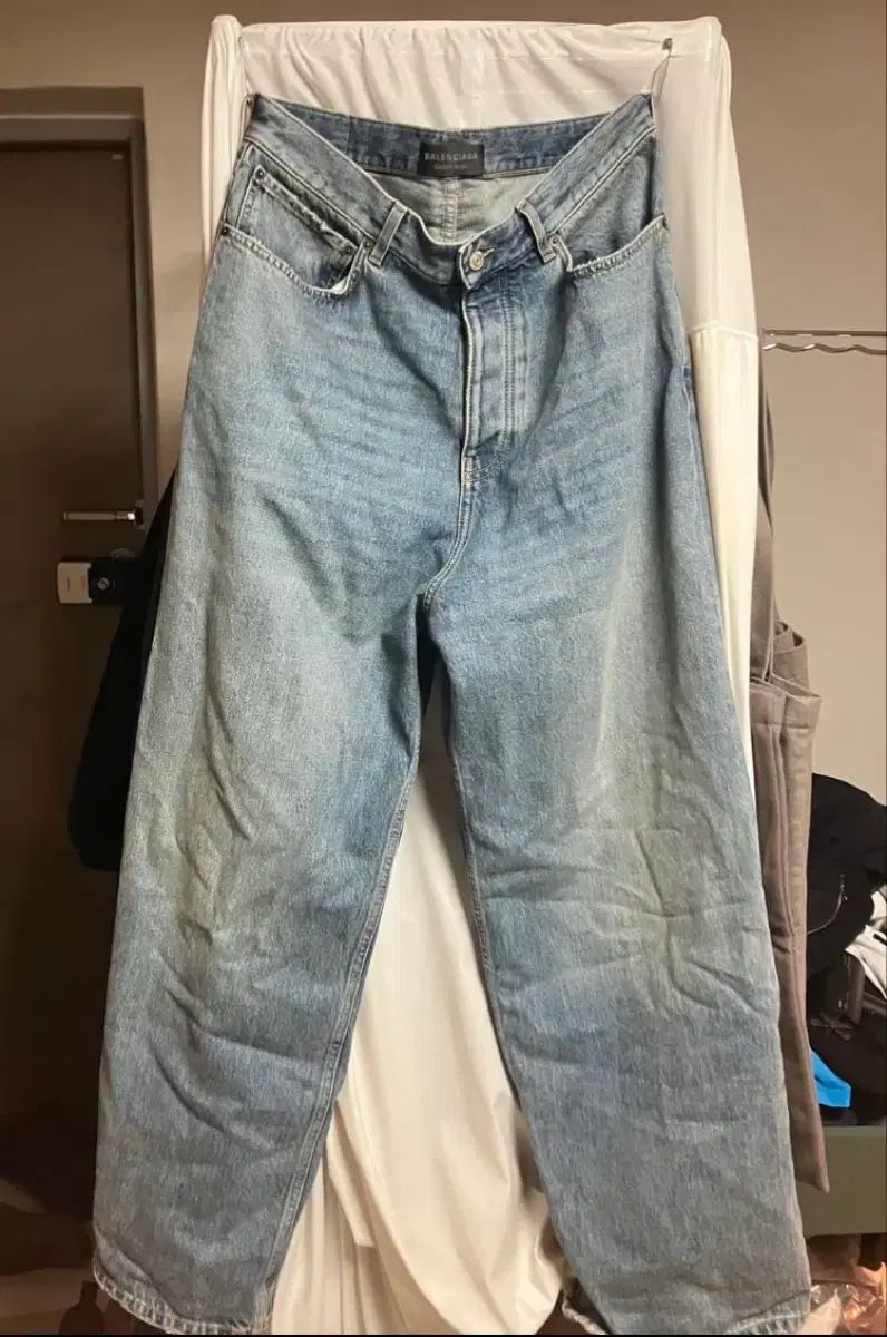 Xs) バレンシアガ ガ―ローブ デニム 57,304円