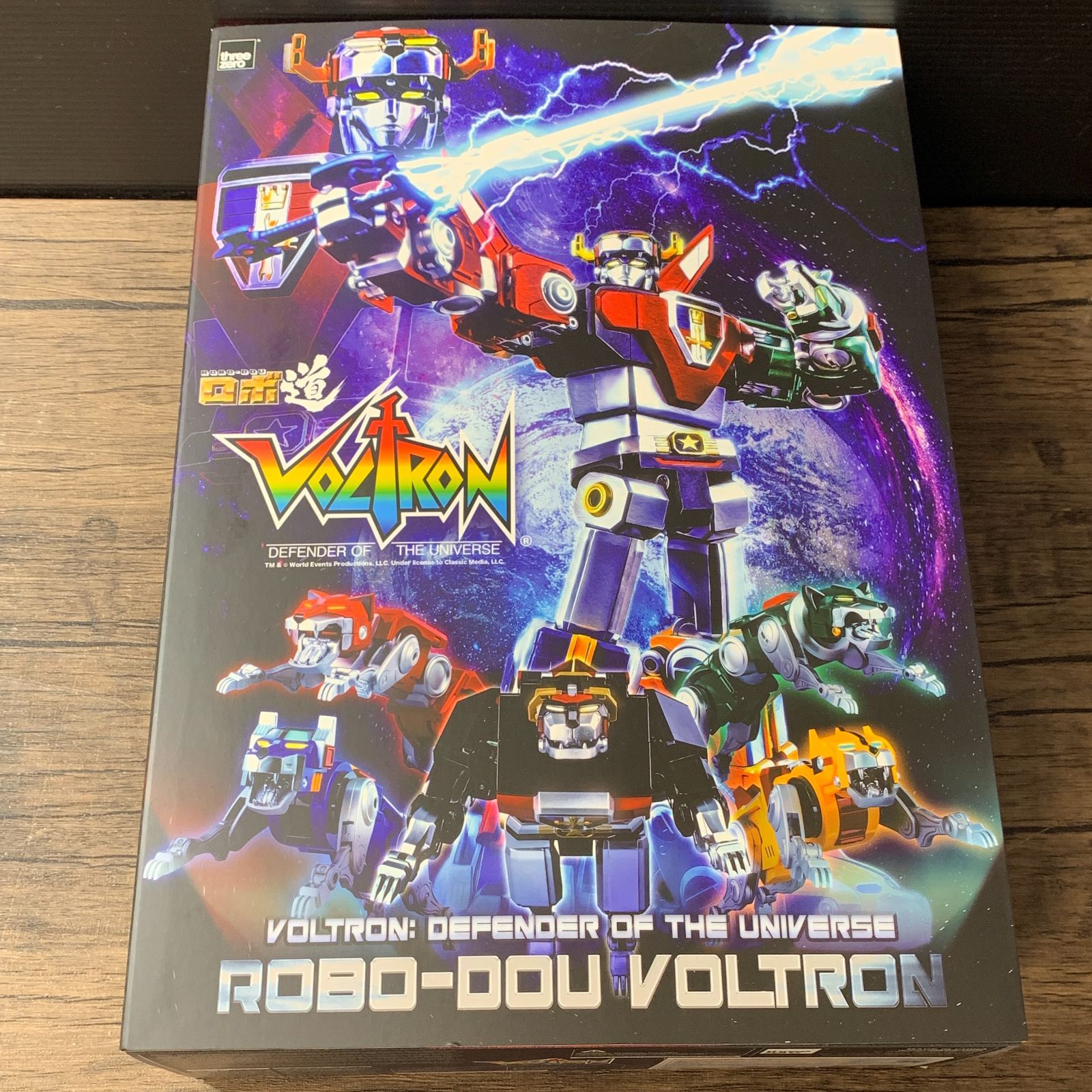 [むつ47-073031] 【中古品】 threezero ロボ道 ボルトロン アクションフィギュア 19,600円
