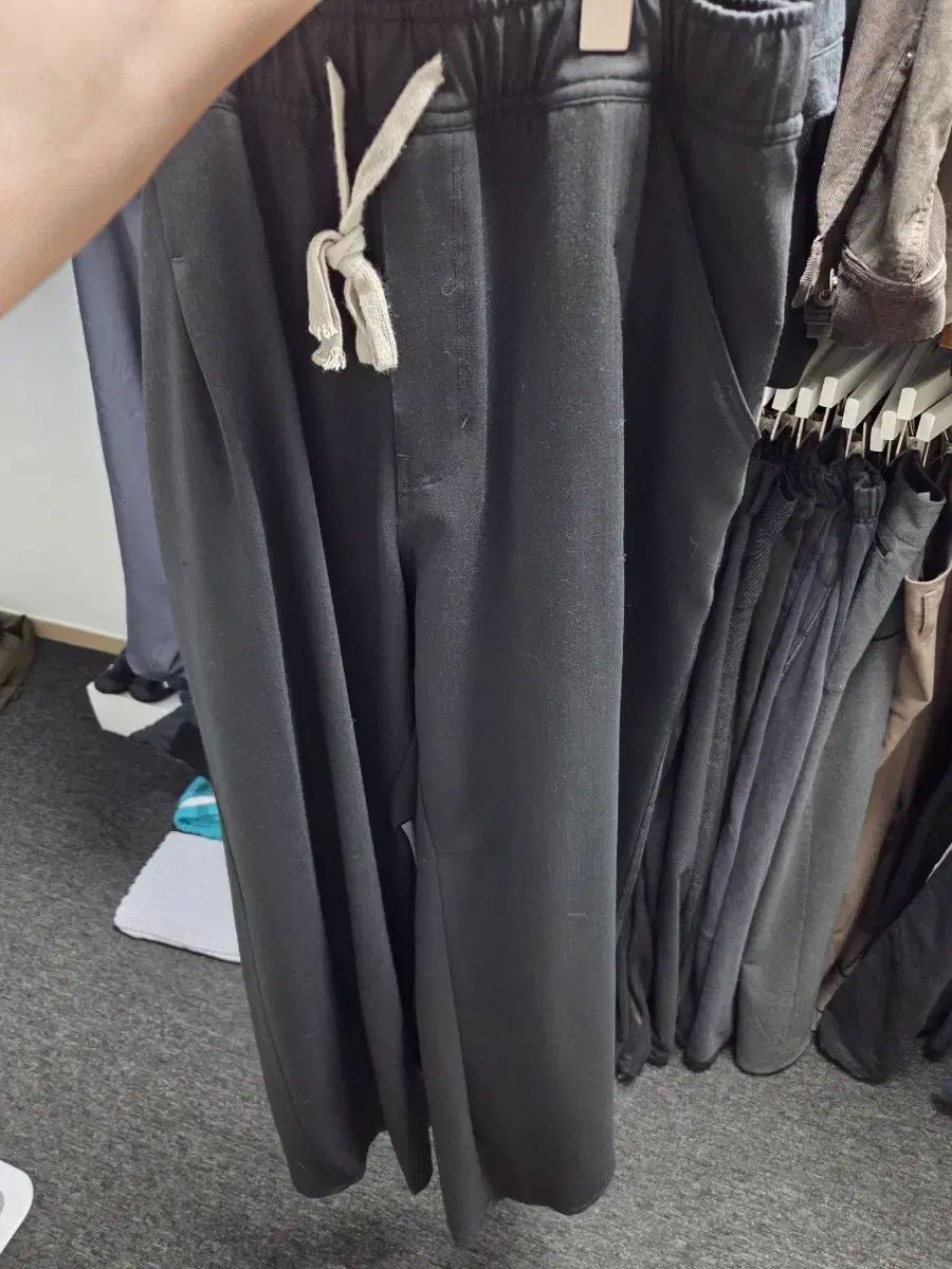 ポリテル ウールパジャマ パンツ ブラック 4 26,445円