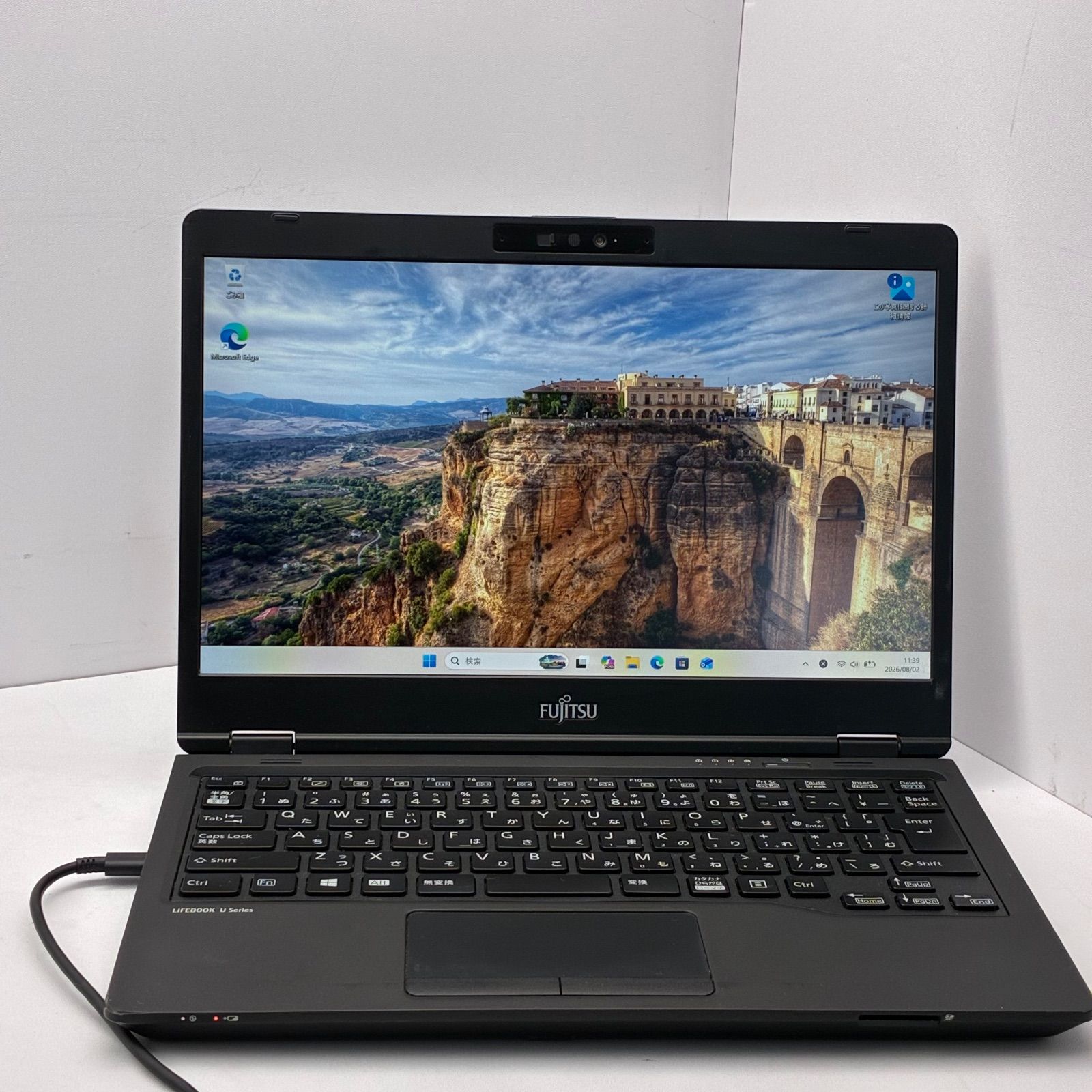 富士通 U7310｜Core i5第10世代｜メモリ8GB｜SSD256GB｜Win11Pro