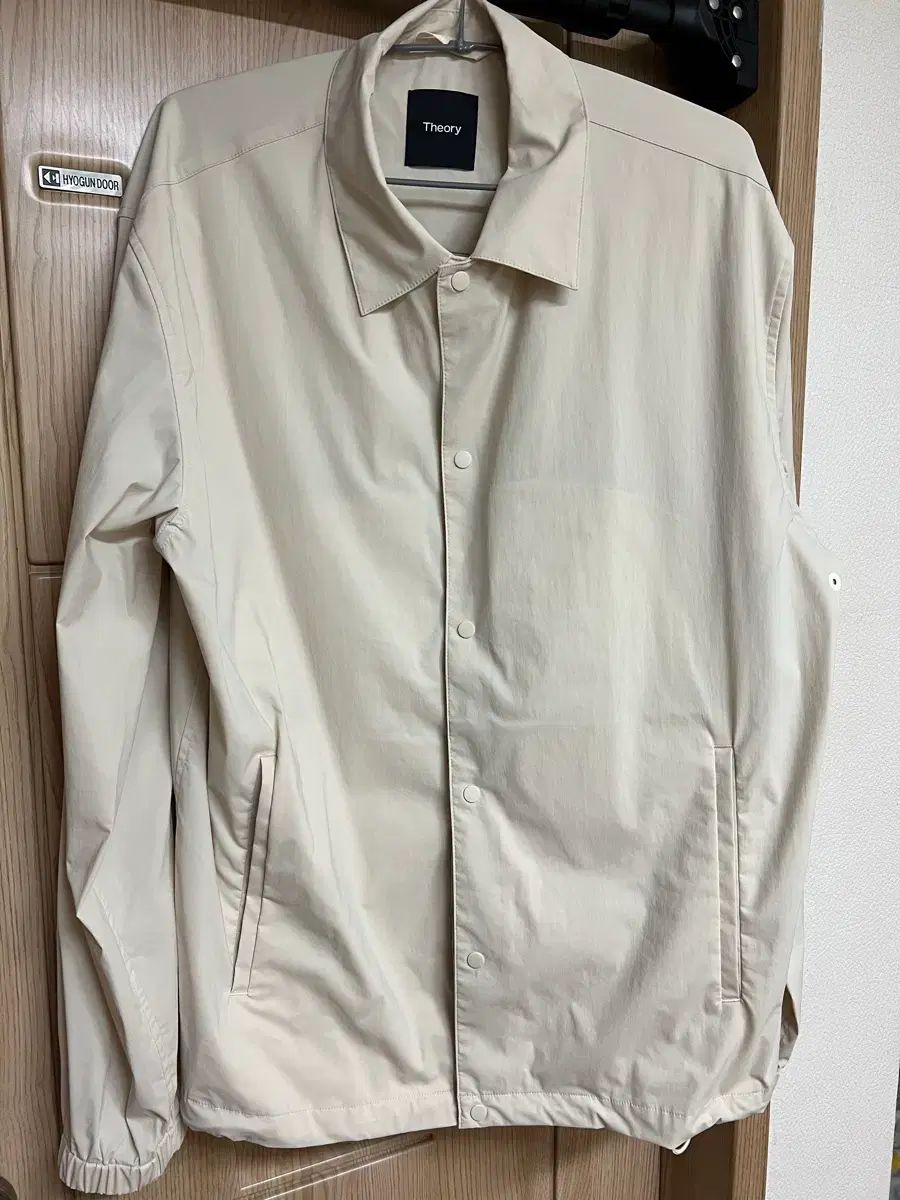 セオリー ベージュ ナイロン コーチ ジャケット M