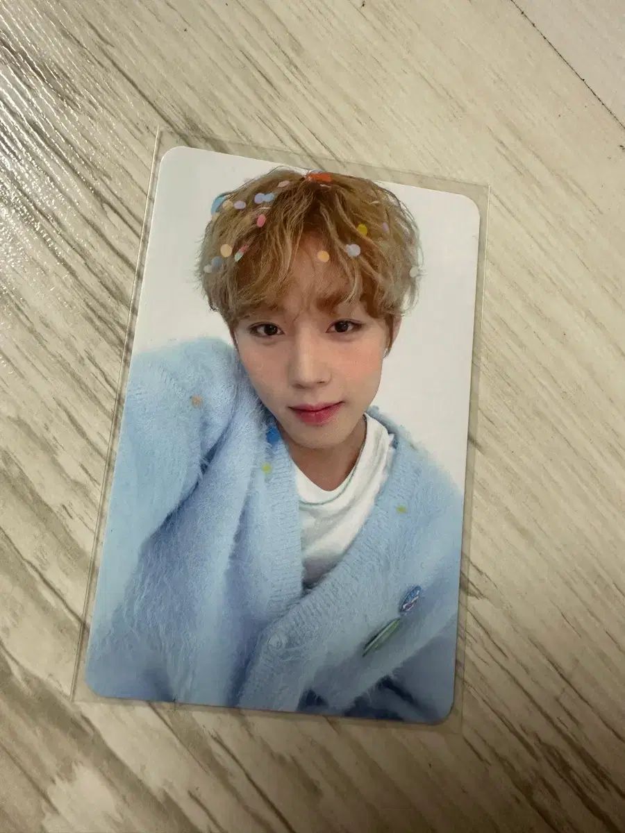 パク・ジフン(PARK JIHOON) 誕生日 MD ミルクステンドグラス トレカ 出品その他