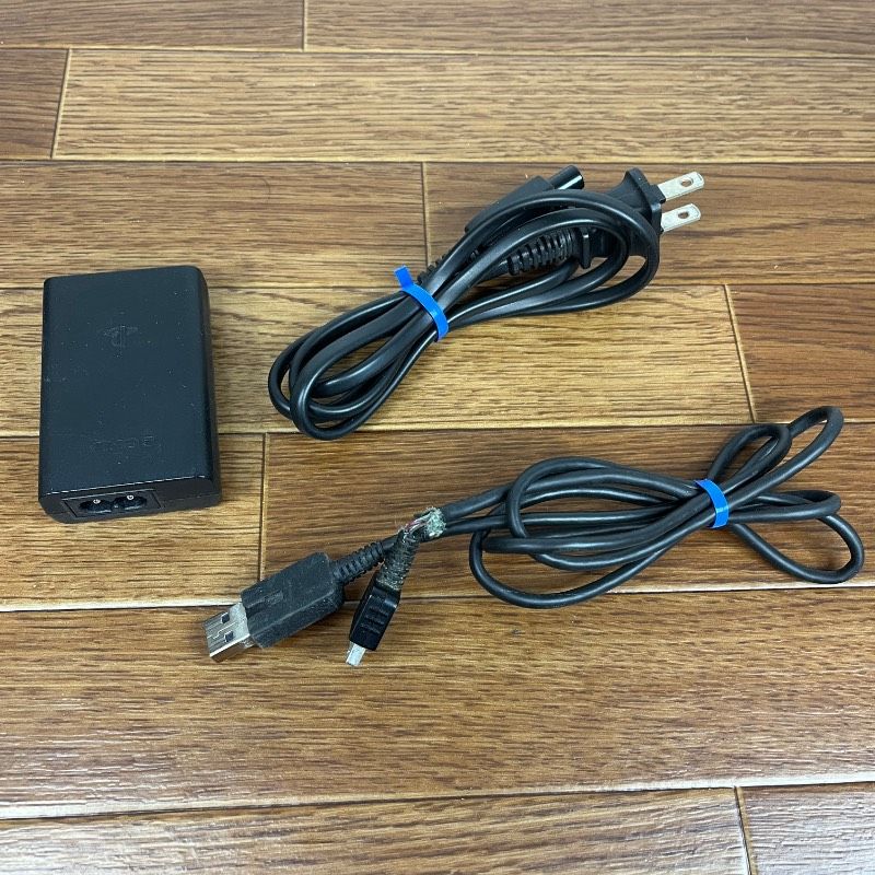 PSVITA 3G/Wi-Fiモデル クリスタル・ブラック PCH-1100 AA01
