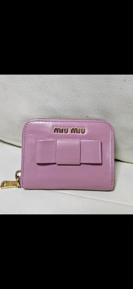 正規品 MIU MIU ミュウミュウ ジッパーカードウォレット
