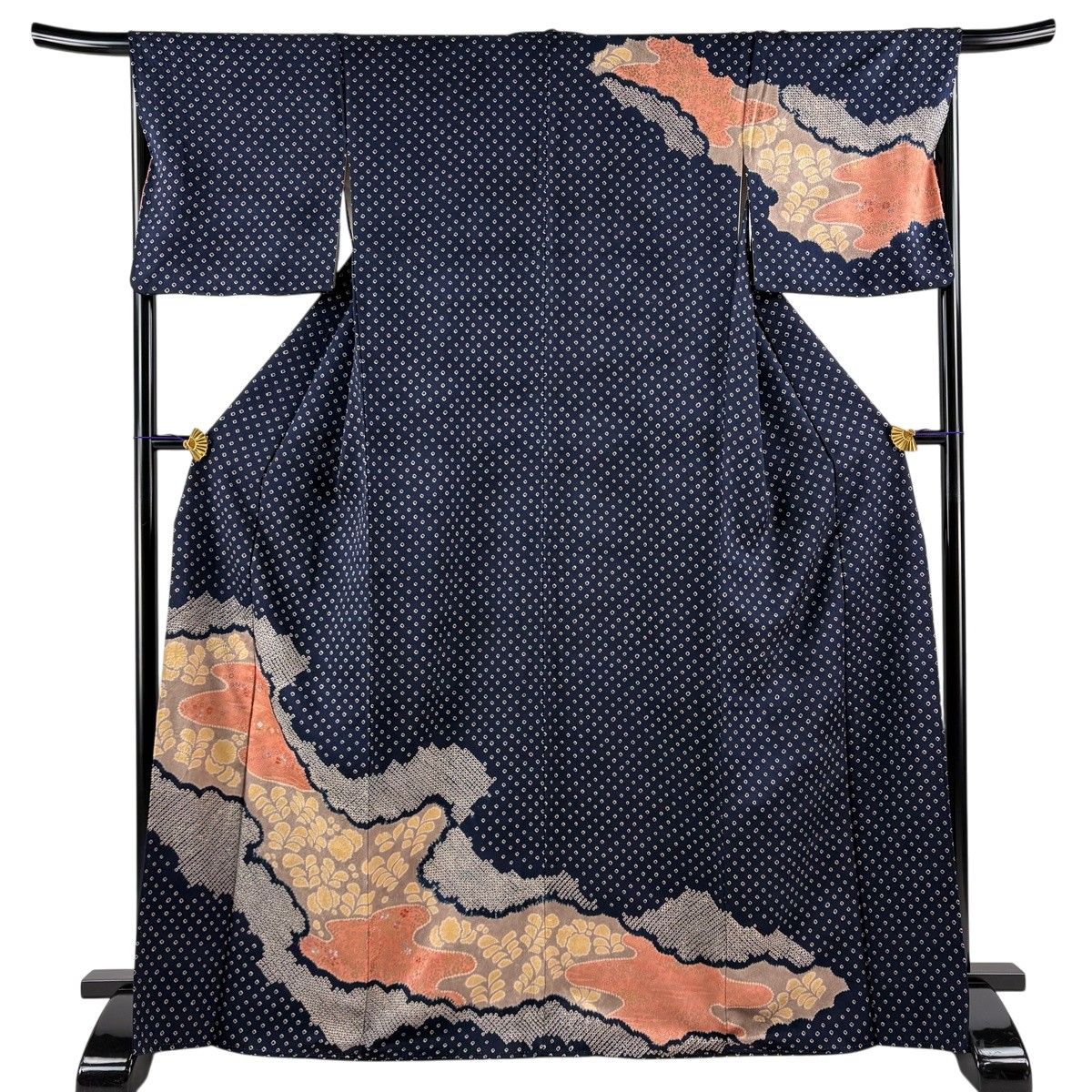 訪問着 身丈169cm 裄丈66.5cm M 袷 草花 霞 絞り 刺繍 紺色 正絹 秀品 【中古】 6,688円