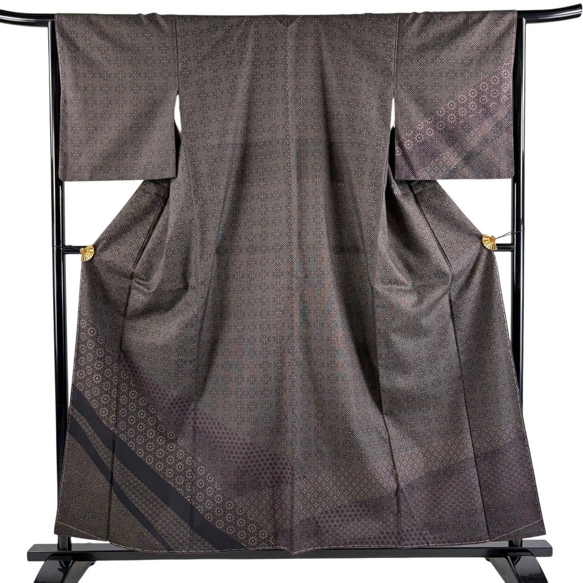 【美品】 付下げ 身丈156.5cm 裄丈65cm M 袷 紬地 菊 青海波 焦茶色 正絹 秀品 【中古】
