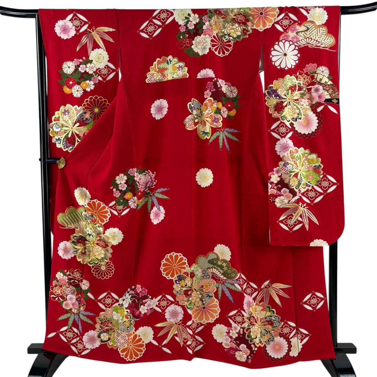 【美品】 振袖 身丈163cm 裄丈66.5cm M 袷 松竹梅 桜 金糸 金彩 赤 正絹 秀品 【中古】