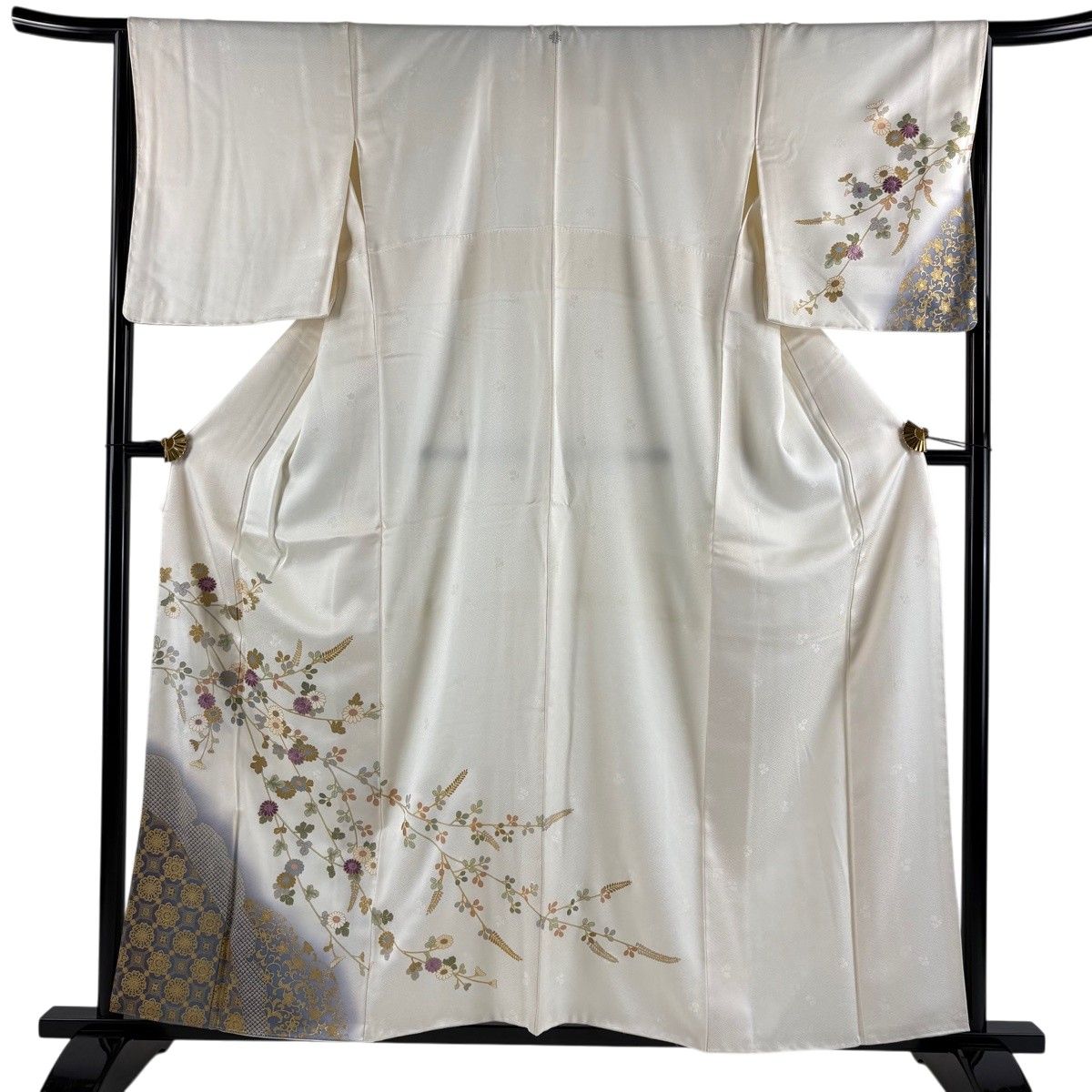 【美品】 訪問着 身丈157.5cm 裄丈66cm M 袷 菊 蜀江文 刺繍 金彩 クリーム 正絹 秀品 一つ紋 【中古】