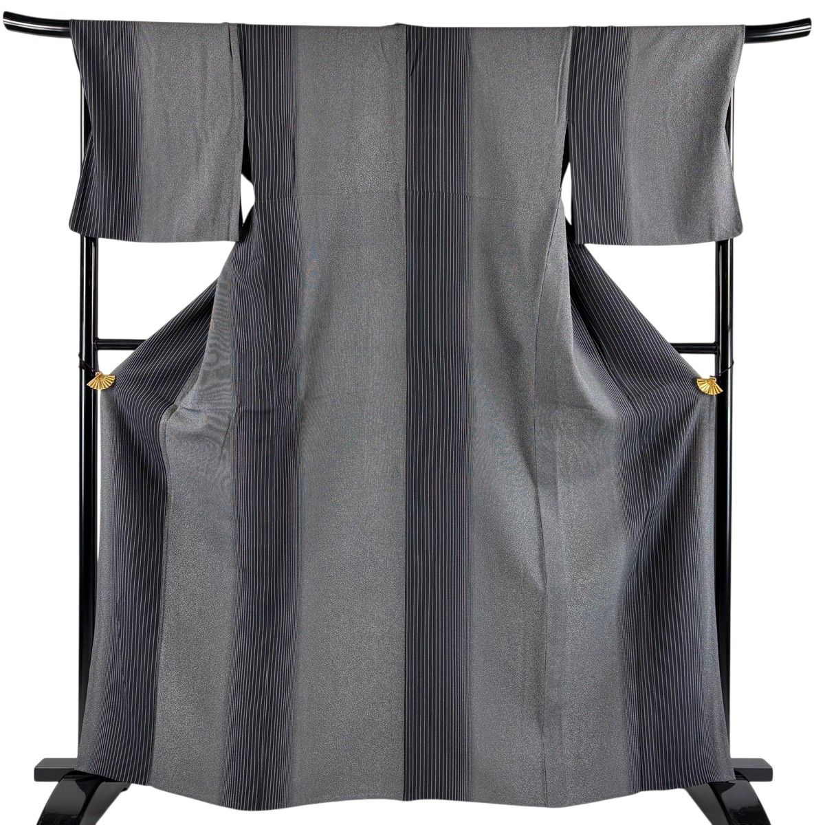 小紋 身丈164.5cm 裄丈68.5cm L 単衣 縦縞 黒灰 正絹 秀品 【中古】 6,600円