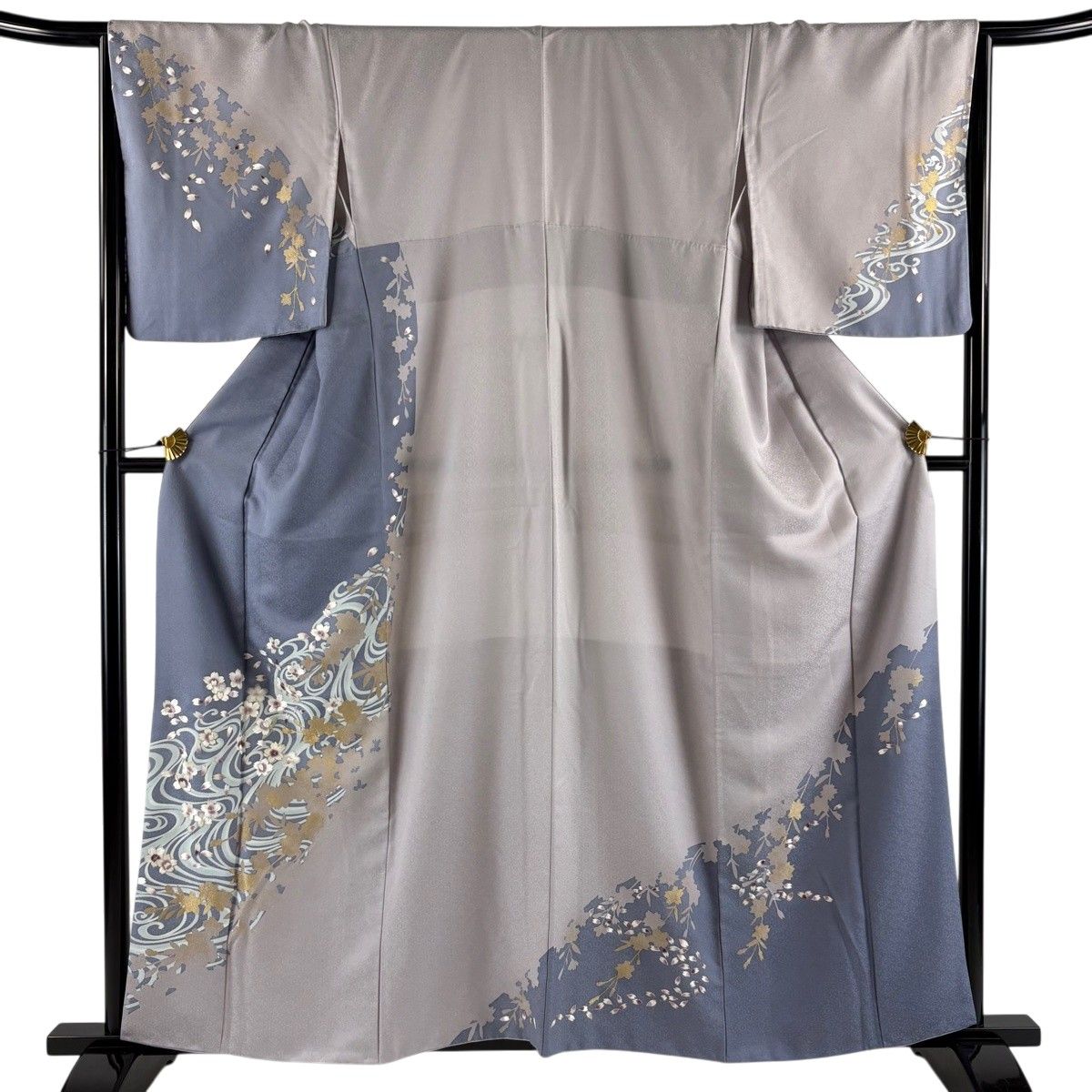 訪問着 身丈159cm 裄丈66cm M 袷 桜 流水 刺繍 金糸 青灰色 正絹 逸品 【中古】 39,520円