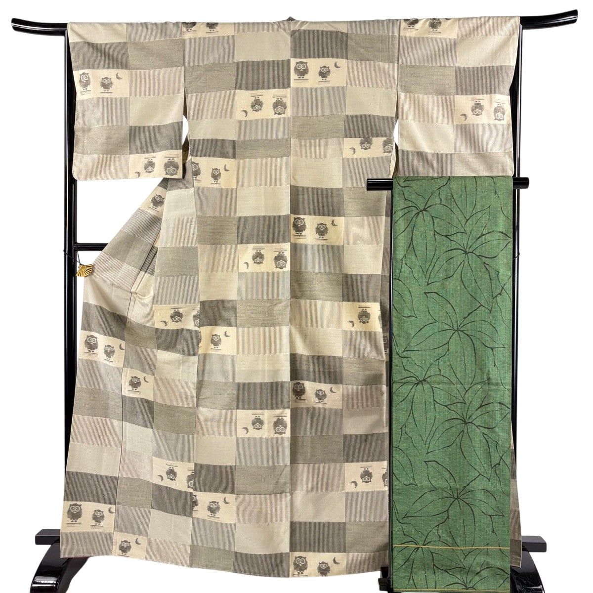 【美品】 紬 身丈168cm 裄丈67cm M 袷 袋帯セット フクロウ 変わり市松 灰緑 正絹 秀品 【中古】