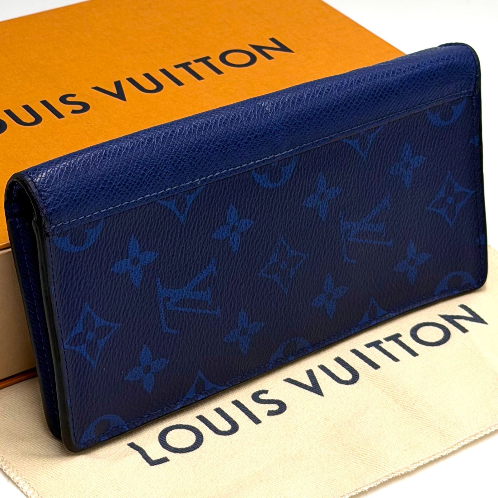 ルイヴィトン LOUIS VUITTON タイガラマ ポルトフォイユ ブラザ コバルト 二つ折り財布 長財布 お札入れ 男女兼用 ブルー レザー 22,400円