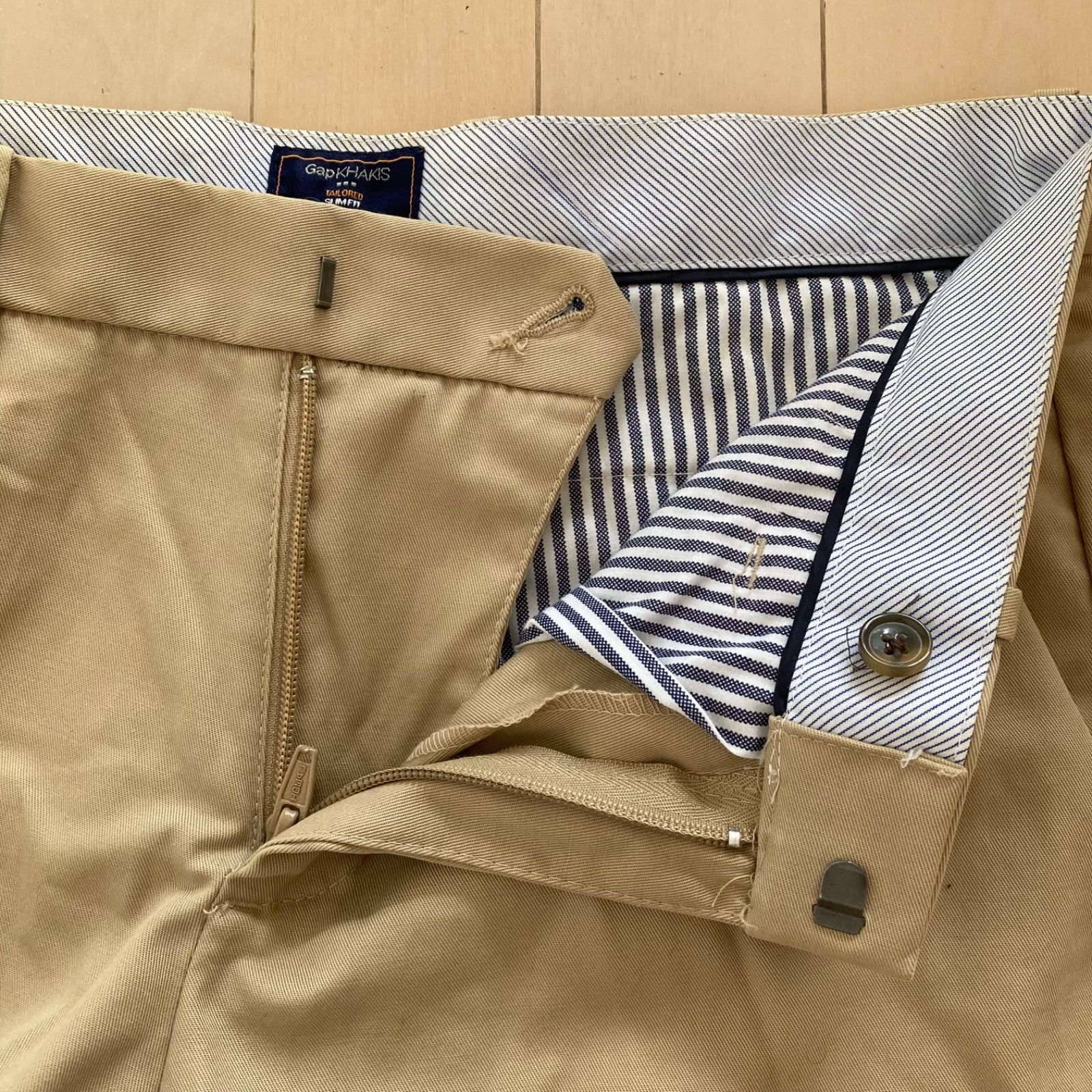 https://assets.mercari-shops-static.com/-/large/plain/2JUsDcn82kDia7Bv8jqjwg.jpg@jpg
