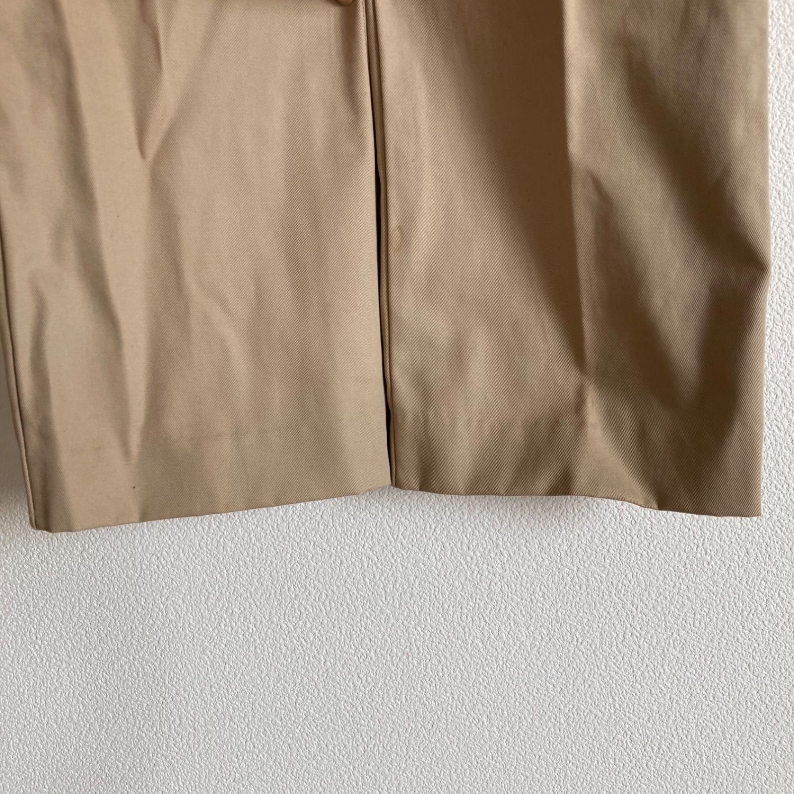 https://assets.mercari-shops-static.com/-/large/plain/2JUsDcoVABQLxWntv4rpRC.jpg@jpg