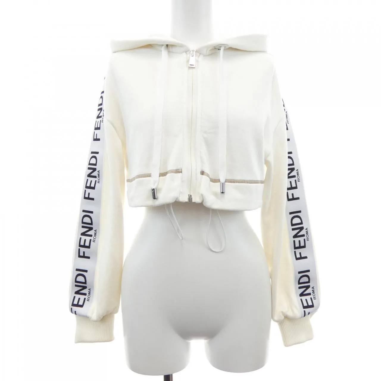 フェンディ FENDI FAF109 A8WG パーカー(やや傷や汚れあり) 中古・真贋