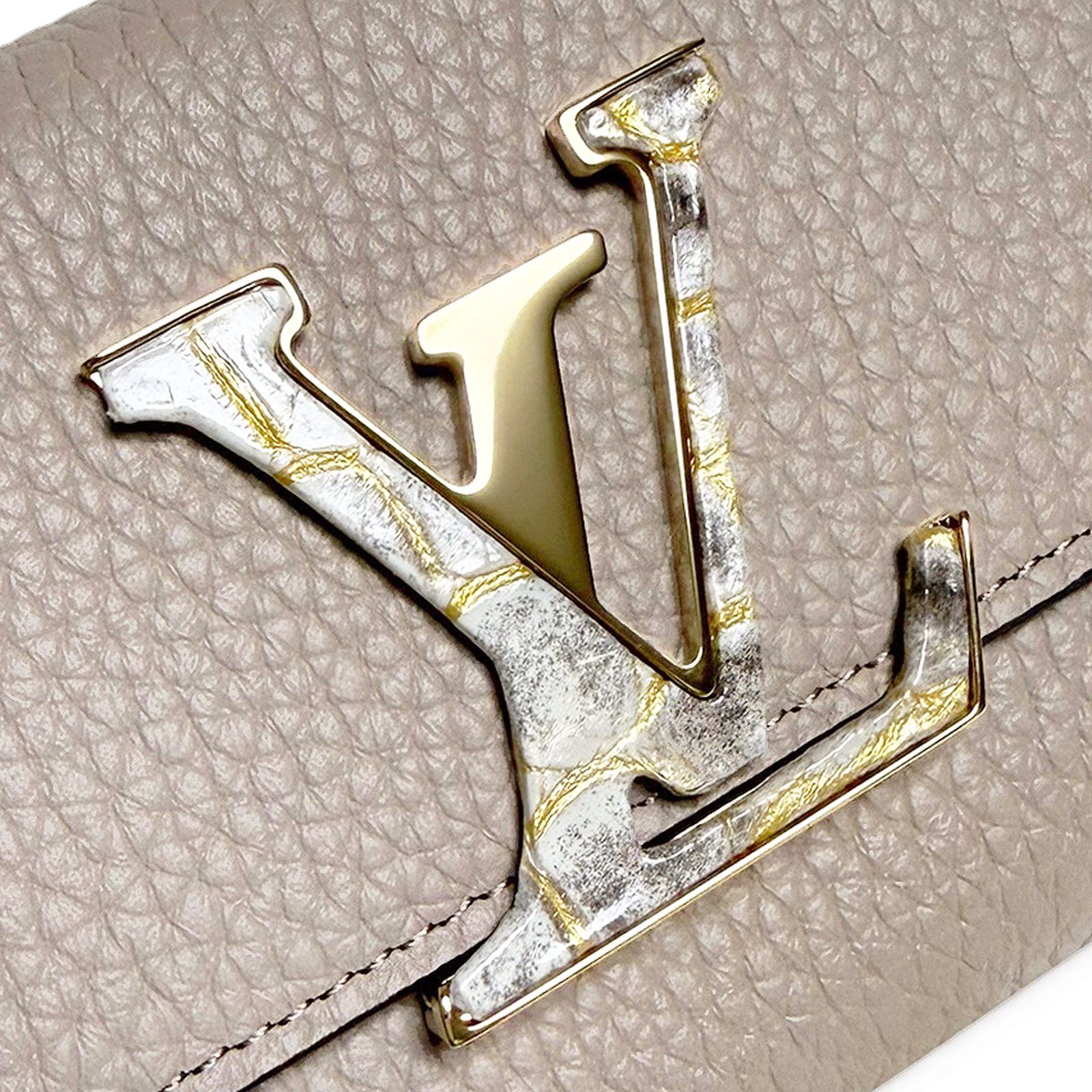 【新品・未使用品】ルイ ヴィトン LOUIS VUITTON カプシーヌ コンパクト 三つ折り 財布 コイン カード ケース クロコダイル レザー ガレ ベージュ ミントブルー N89956 箱付 【新品・未使用品】ルイ ヴィトン LOUIS VUITTON カプシーヌ コンパクト 三つ折り 財布 コイン カード ケース クロコダイル レザー ガレ ベージュ ミントブルー N89956 箱付