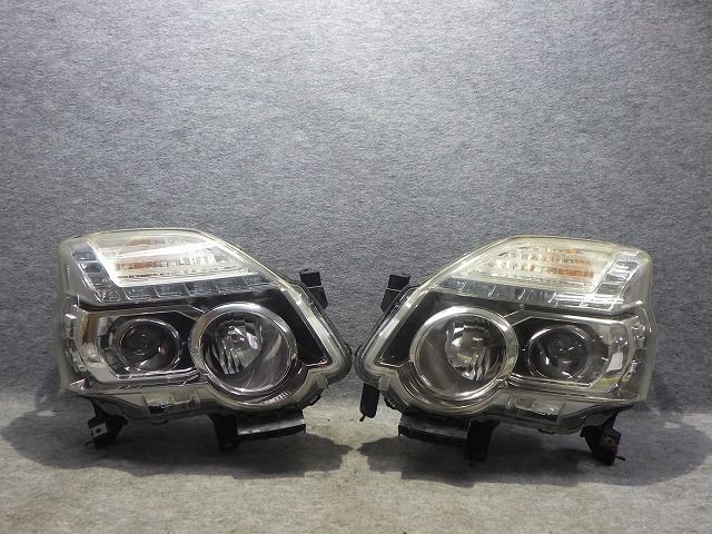 エクストレイル ヘッドライト左右 HID キセノン T31 NT31 DNT31 1849 W 後期 レベ付 260724242