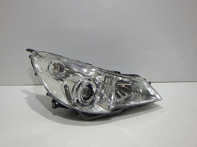 レガシィ 右ヘッドライト HID BR9 BM9 100-20061 5J BMG BMM BRG BRM 84913AJ081 コーティング 美品 260725020
