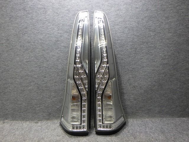 セレナ　テール　左右　C26　HFC26　後期　220-23682　ハイウェイスター　S-ハイブリッド　FNC26　LED球切れ無し　260728039
