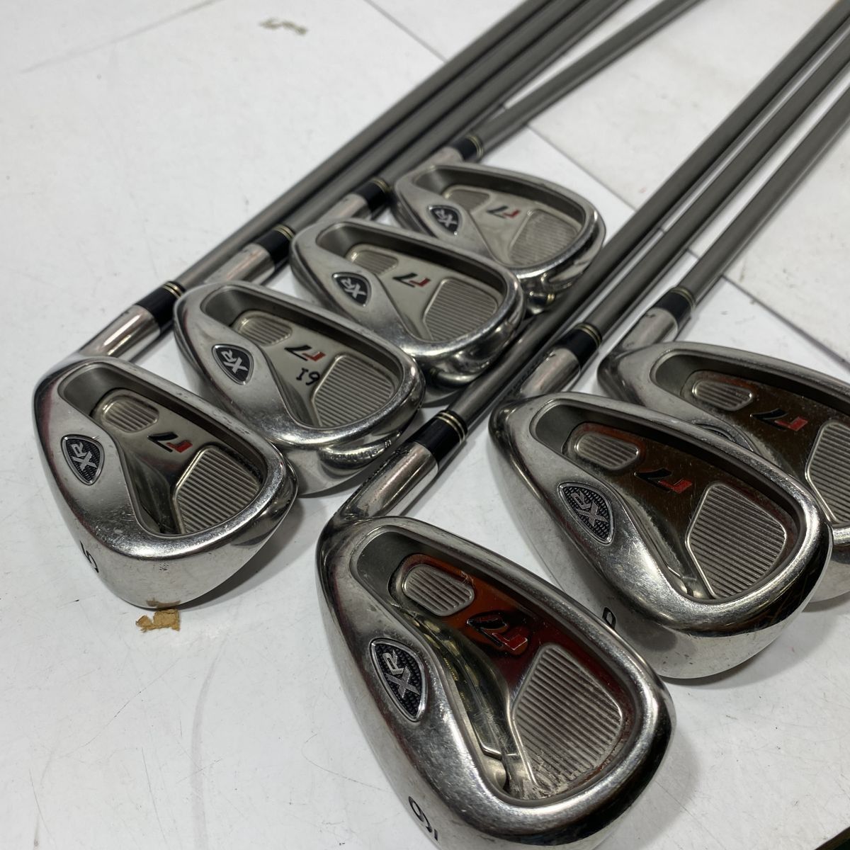 TaylorMade テーラーメイド r7 XR アイアン７本セット 男性右利き 純正カーボン flex R BBL0617/大5241 8,140円