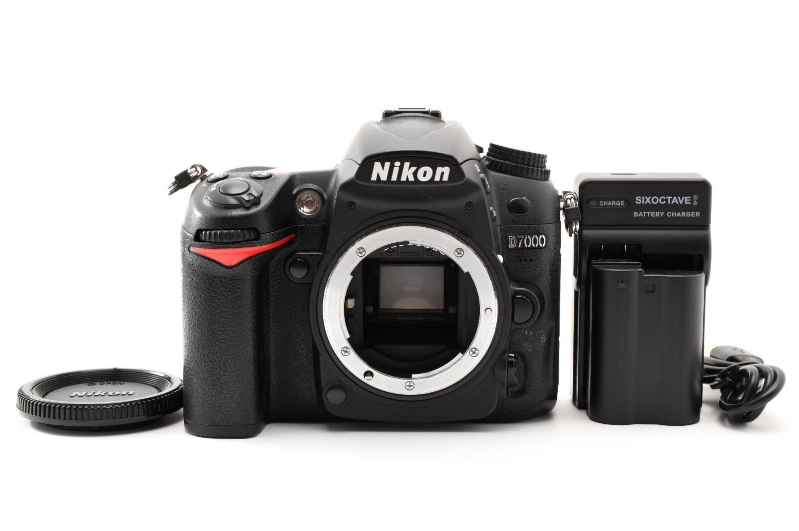 ★美品★ 《ショット数 8562回》 ニコン NIKON D7000 ボディ #2639