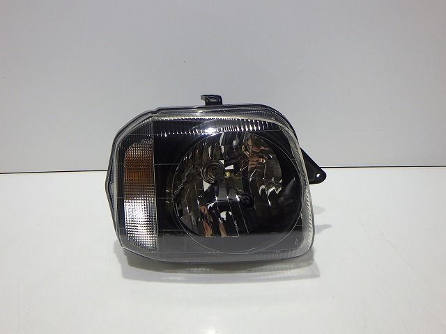 ジムニー 右ヘッドライト ハロゲン JB23W レベ付 100-32647 35120-81A80 コーティング 美品 260803037