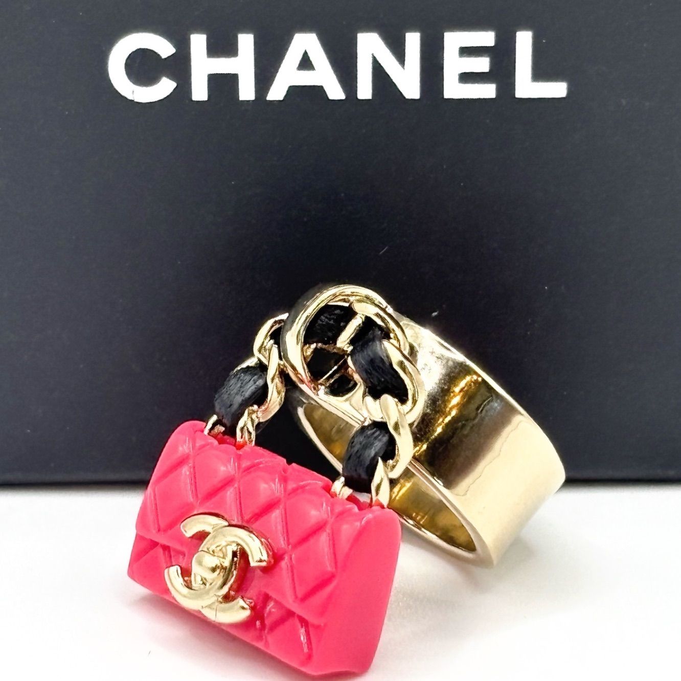 【希少】【美品】CHANEL シャネル 指輪 12.5号 バッグモチーフ リング 2023年 クルーズコレクション ココマーク アクセサリーマトラッセ チャーム ピンク ゴールド 箱付き レディース アクセサリー ロゴ レア【送料無料】