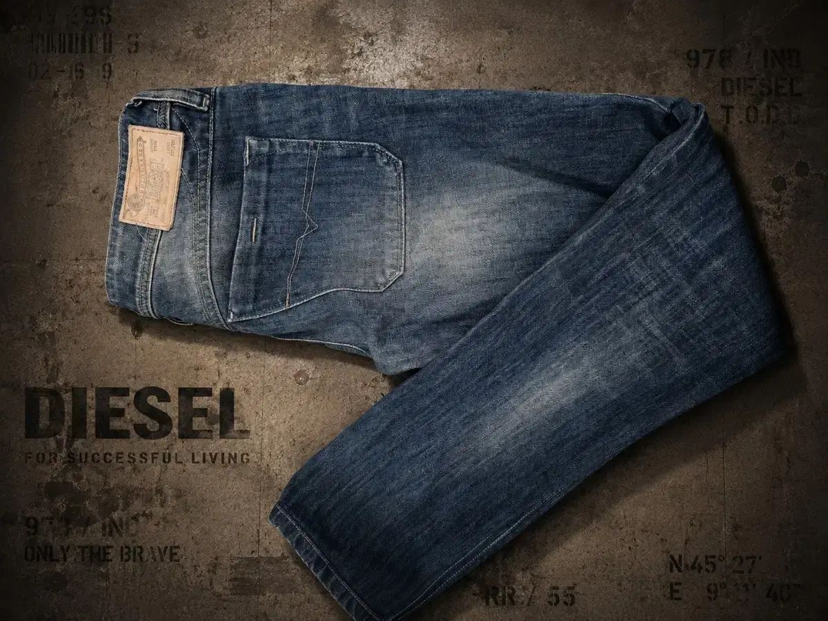 DIESEL デニム ブルー ウォッシュ