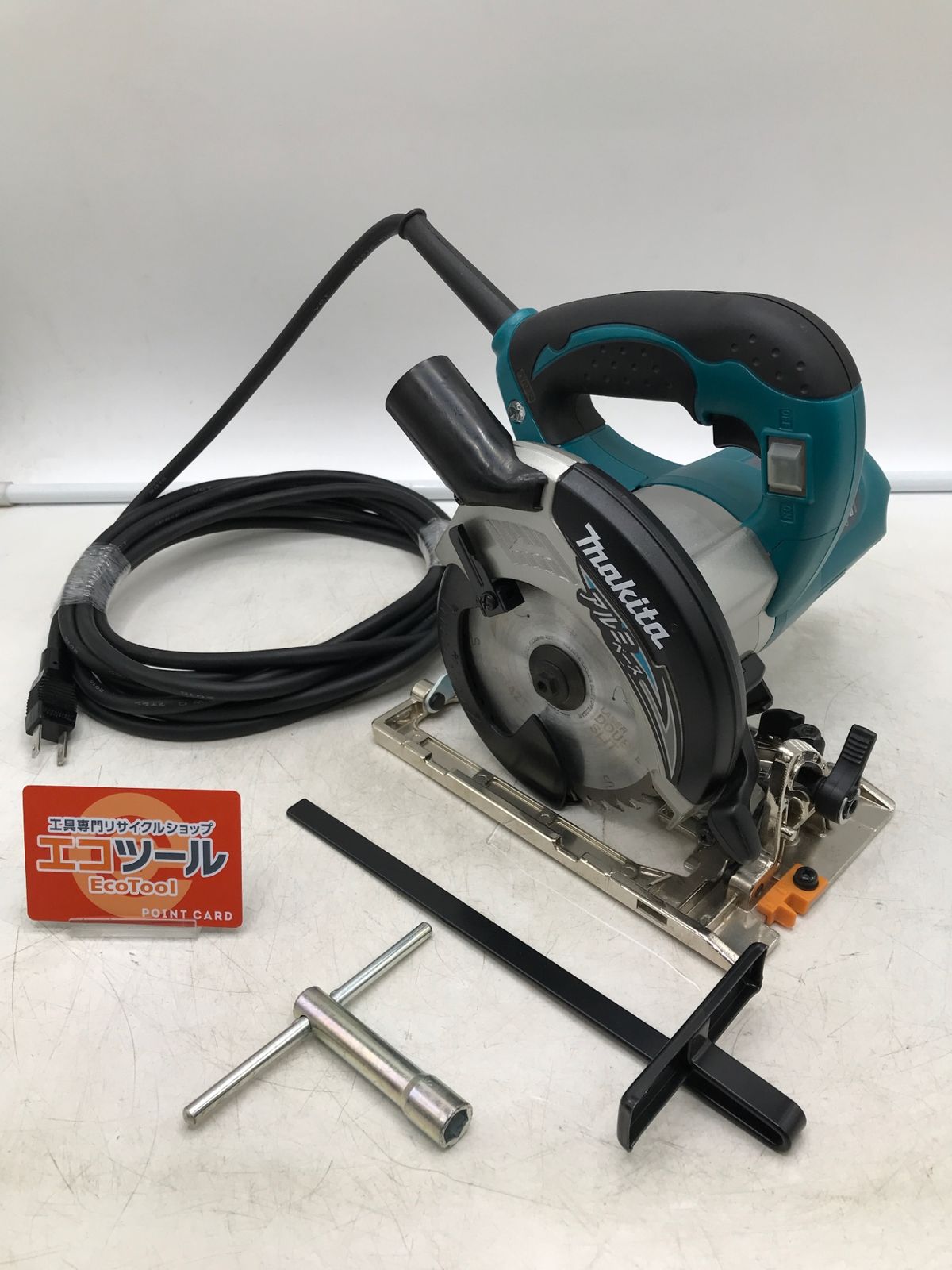 【中古品】Makita/マキタ 5230 ☆ 125mm電気マルノコ [IT_A6U9S][岡岩][M05]