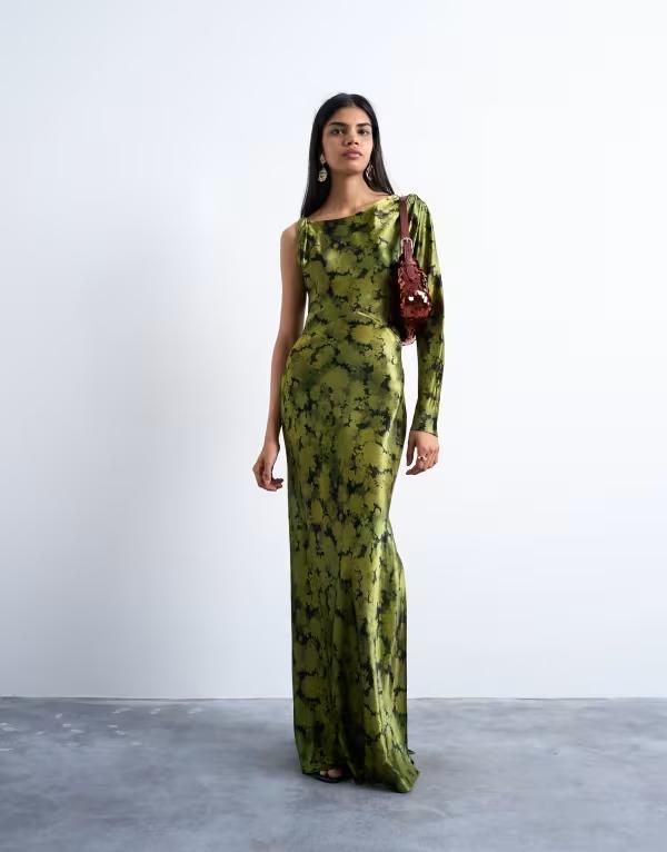 トップショップ レディース トップス ワンピース フラワー柄 サテン マキシ フラワー Topshop one sleeve twistrap satin maxi dress floral Gree