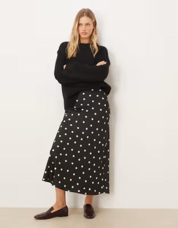 ヴィラ レディース ボトムスカート ドット柄 ドット プリント サテン マキシ VILA satin maxi skirt and white polka dot print Black snow ブ