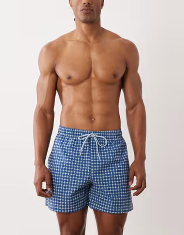 ジャック アンド ジョーンズ メンズ 水着 ハーフパンツ・ショーツ プリント ショートパンツ Jack Jones tile print swim shorts in light Celestial