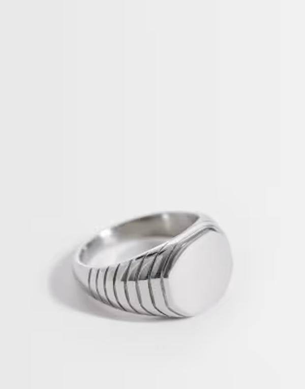 エイソス メンズ アクセサリー リング Tシャツ ASOS DESIGN waterproof stainlessteel octagonal signet ring with engraved li