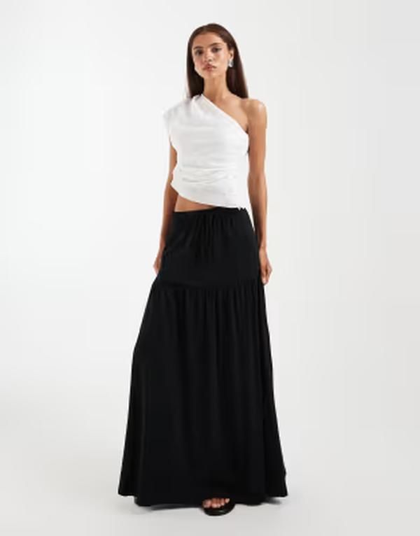ヴェロモーダ レディース ボトムスカート ティアード ジャージー マキシ Vero Moda tie waist jersey tiered boho maxi skirt Black ブラック