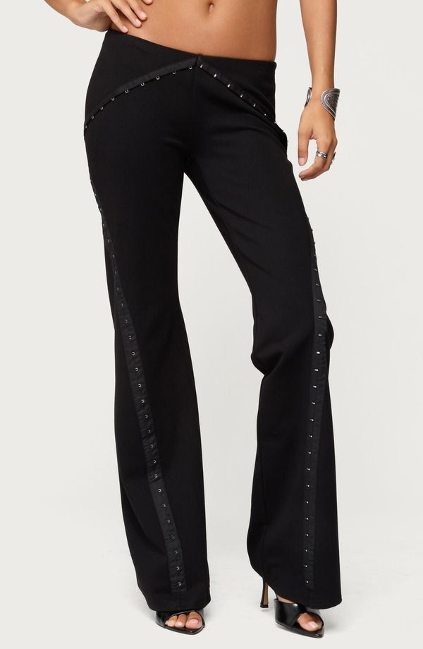 アディクテッド レディース ボトムス レギンス ブーツカット ローライズ パンツ ブーツ EDIKTED Hook Eye Low Rise Bootcut Pants Black ブラック