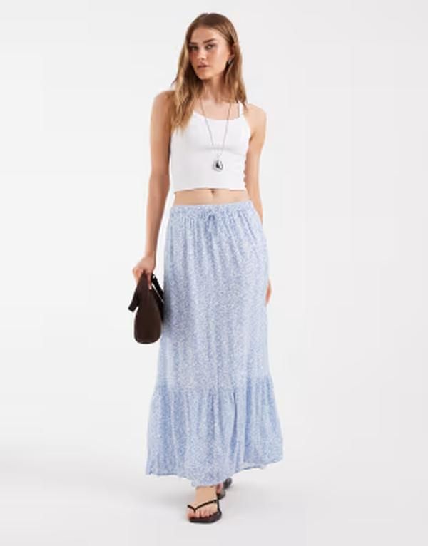 ピーシーズ レディース ボトムスカート ティアード フラワー柄 プリント マキシ フラワー PIECES tie waistiered maxi skirt and white ditsy flora