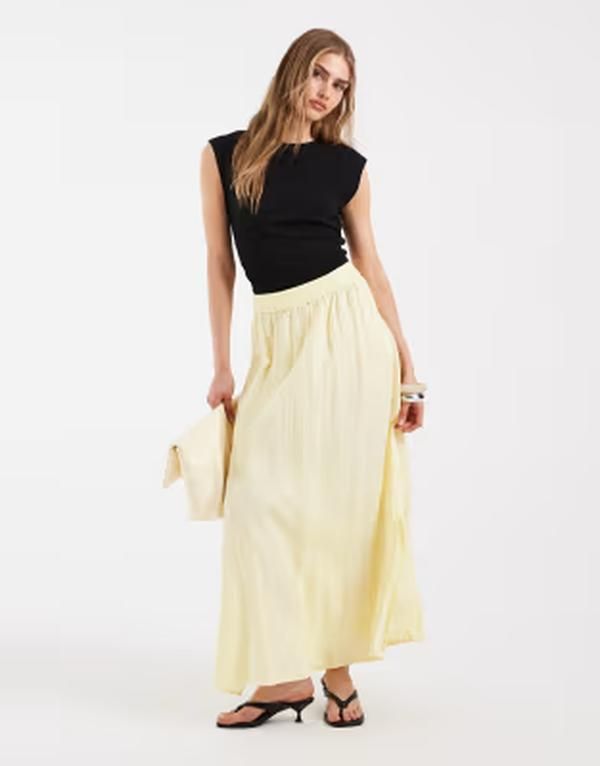 ピーシーズ レディース ボトムスカート コットン マキシ Pieces cotton maxi skirt in pastel yellow French vanilla イエロー