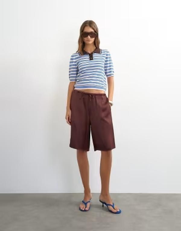 トップショップ レディース ボトムス ハーフパンツ・ショーツ ショートパンツ サテン Topshop longline satin bermuda shorts in chocolate チョコレート