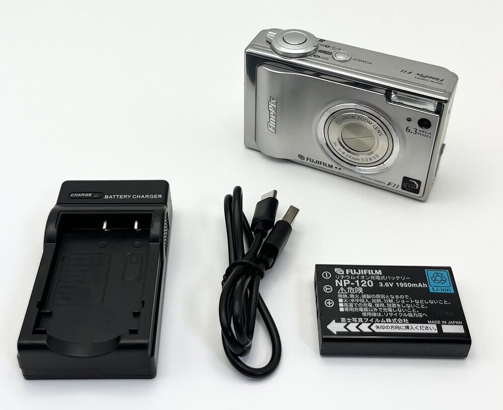 富士フイルム FUJI FILM デジタルカメラ FinePix F11 [シルバー] Made In Japan【中古】【良い】【20306417】