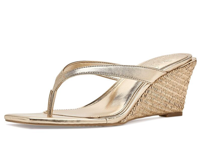 ヴィンスカムート レディース シューズ ヒール サンダル Vince Camuto Cianna Thong Wedge Sandals Egyptian Gold ゴールド