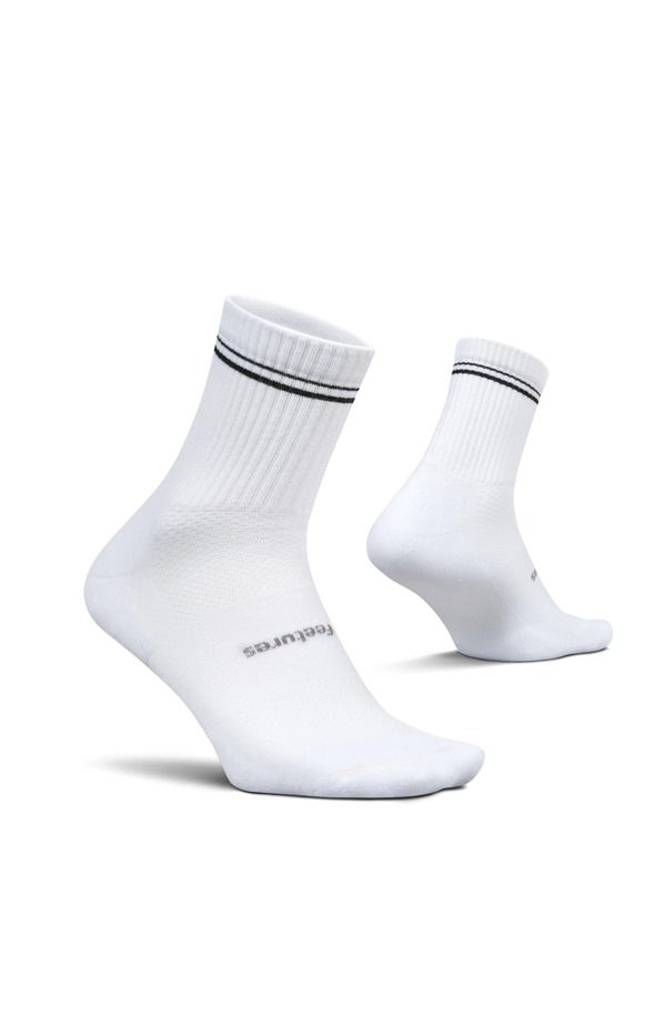 フィーチャー レディース アンダーウェア 靴下 トール Feetures High Performance Max Cushion Quarter Tall Sock MoistureWicking