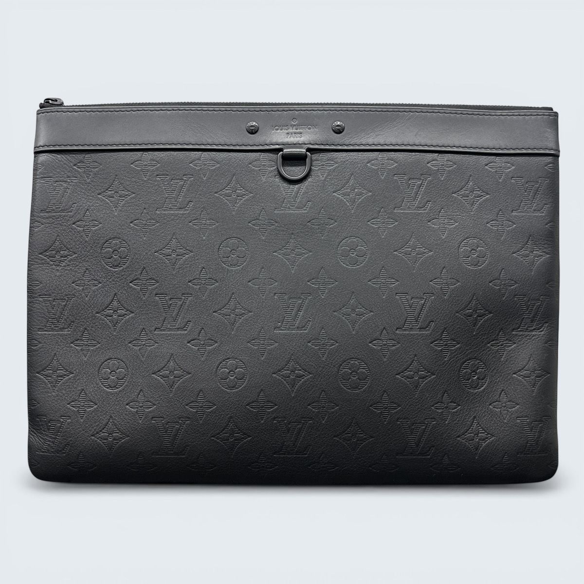 LOUIS VUITTON 美品 ルイヴィトン ポシェット ディスカバリー モノグラムシャドウ ノワール クラッチバッグ M62903 レザー UB4189 ブラック セカンドバッグ マルチケース LV ヴィトン ABランク 中古 鑑定済 45,370円
