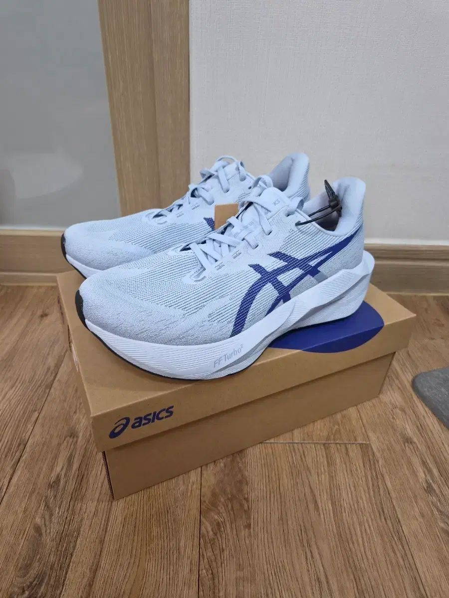新品) ノヴァブラスト6 260 ワイド